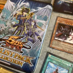 2010 Yugioh 5D's Duelist Pack Collection Tin Factory Yusei Fudo - Image 5