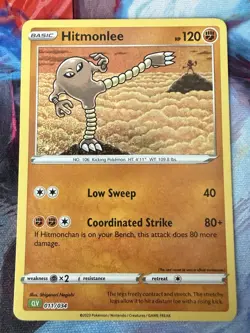 Hitmonlee 011/034 Holo Classic Collection Trading Card Game NM - Image 1