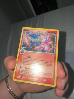 Pokemon Mew 3/17 Pop Series 5 Holo Inverted back & holo bleed Error With Swirl! - Image 2
