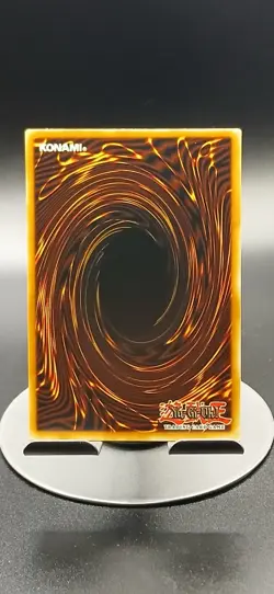 Yugioh Dark Magician of Chaos YGLD-ENC02 Ultra Rare NM - Image 3