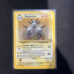 Pokemon TCG Card English Base Set Magneton 9/130 Holo Rare - Image 1