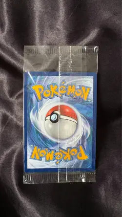 Pikachu SVP 027 - Black Star Promos EN - POKEMON - Image 2