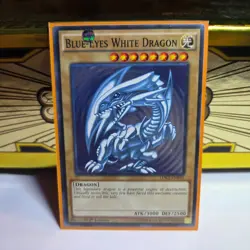 Blue-Eyes White Dragon LDK2-ENK01 1st Edition Ultra Rare Yu-Gi-Oh Card - Image 1