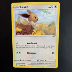 EEVEE 125/203 POKEMON CARD (EVOLVING SKIES SET) - Image 1