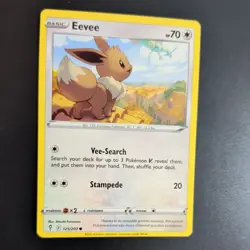 EEVEE 125/203 POKEMON CARD (EVOLVING SKIES SET) - Image 3