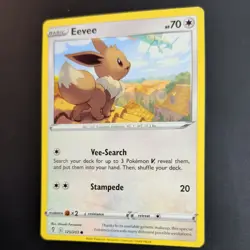 EEVEE 125/203 POKEMON CARD (EVOLVING SKIES SET) - Image 4