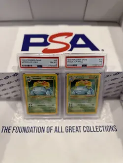 1999 Pokemon Base Set Holo venusaur sequential PSA 8 / 7 - Image 1