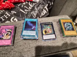 YU-GI-OH Bulk Approx 300 cards with Vintage Rare Cards(Blue/RedEyes, Dark Mag), - Image 2