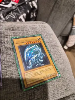 YU-GI-OH Bulk Approx 300 cards with Vintage Rare Cards(Blue/RedEyes, Dark Mag), - Image 4