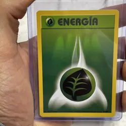 Pokemon GRASS ENERGY 99/102 Base Set LP SPANISH Nintendo Vintage Vtg Card TCG - Image 1
