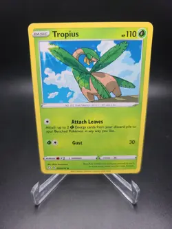 Pokemon TCG Card Sword & Shield Shining Fates Singles - NM - Image 4