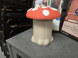 MTG Commander Deck Box 3D Printed, Holds 100 Sleeved Cards Mushroom With Storage - Image 2