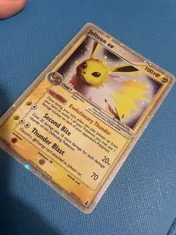 The Pokemon Company Jolteon ex Delta Species 109/113 Holo Ultra Rare 100 HP ENG - Image 3