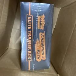Pokemon TCG: Champion's Path Elite Trainer Box 820650805455 - Image 3