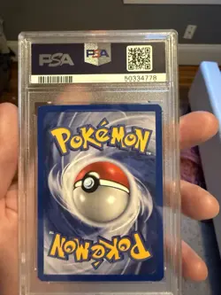 Pokemon 2000 Gym Heroes Blaine's Moltres 1/132 Holo Unlimited PSA 8 English - Image 2