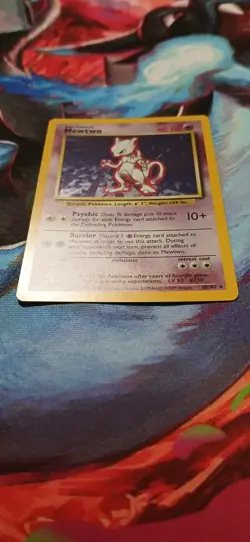 Pokemon Mewtwo Holo Rare Card #10/102 Base Set WOTC TCG English - Image 4