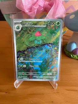 Pokemon TCG Ivysaur Scarlet Violet-151 Holo Card 167/165 NM - Image 1