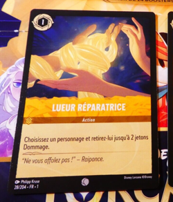 LORCANA TRADING CARD GAME DISNEY CHAPITRE 1 CARTE LUEUR REPARATRICE 28/204 FR NM - Image 1