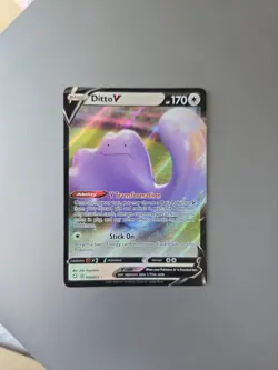 Ditto V 050/072 Shining Fates NM POKEMON Holo - Image 1
