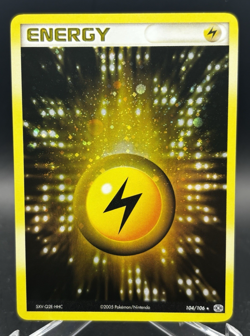 Pokemon Lightening Energy Holo Rare Emerald 104/106 Vintage LP - Image 1