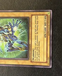 Yu-Gi-Oh! TCG Elemental Hero Sparkman EHC2-EN001 Limited Edition - Image 3
