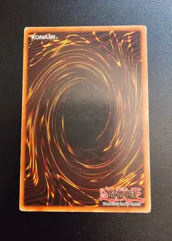 Yu-Gi-Oh! Dark Magician BPT-001 Sercret Rare LIMITED EDITION TIN PROMO HP - Image 2
