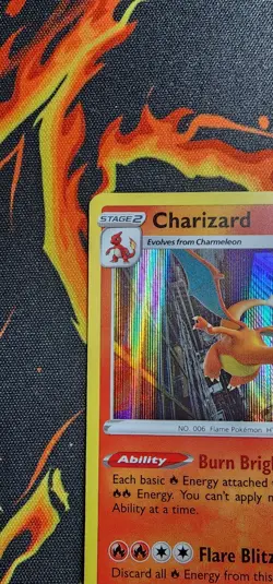 Charizard 010/078 - Pokemon GO Holo - Image 2