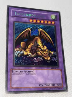 Yugioh Tausenddrache (MRD-G143) - Secret Rare, Deutsch, Vintage Karte - Image 2
