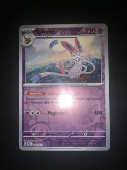 Evoluzioni Prismatiche Sylveon Holo Reverse 040/131 Italiano Ita Carta Pokemon - Image 1