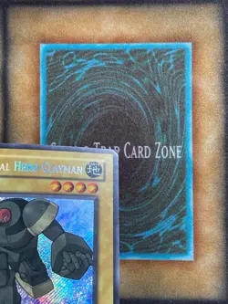 Yugioh Elemental Hero Clayman EHC2-EN002 Secret Rare Limited Edition MP - Image 3