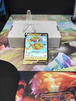 Pokemon TCG Flying Pikachu v Celebrations Holo Ultra Rare Lightning Card 006/025 - Image 5
