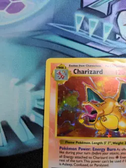 SHADOWLESS Charizard Base Set Holo 4/102 DAMAGED Pokemon - Image 3