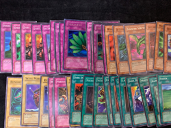 Mixed Lot of 41 Yugioh cards - Image 2