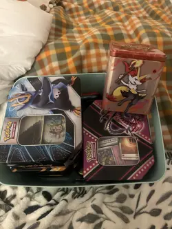 Pokemon Card Bulk Lot - Image 1
