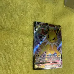 Pokemon Jolteon VMAX Sword & Shield Evolving Skies Ultra Rare #051 - Image 4