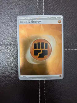 Pokemon TCG - Basic Fighting Energy - SVE 014 - Stellar Crown - NM Holo (2024) - Image 1