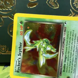 The Pokemon Company Rocket's Scyther 013/132 Gym Heroes Holo SWIRL MP + LP - - Image 4