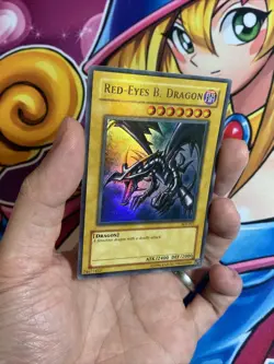 Yugioh! Red Eyes Black Dragon SDJ-001 Unlimited HOLO BLEED LP - Image 2