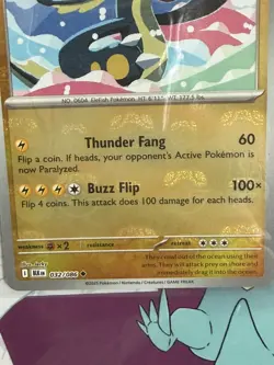 Pokemon TCG Eelektross Black Bolt 032/086 Master Ball - Image 3