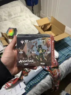 MAGIC THE GATHERING: AVATAR AIRBENDER COLLECTOR BOOOTER BOX (ENGLISH, SEALED) - Image 1