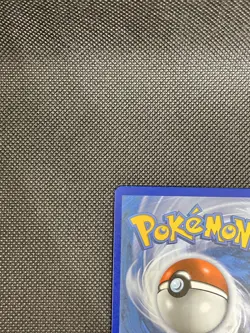 Umbreon V 094/203 Pokemon TCG Ultra Rare SWSH07: Evolving Skies Near Mint - Image 5