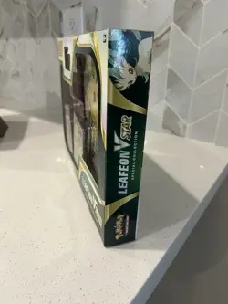 NEW Pokemon Leafeon VStar Special Collection Box - Evolving Skies, Fusion Strike - Image 4