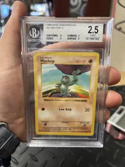 Machop Shadowless Base Set BGS 2.5 Vintage Pokemon 52/102 PSA CGC - Image 1