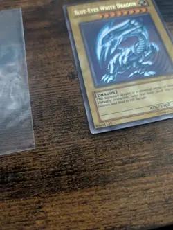 Blue-Eyes White Dragon SDK-001 YuGiOh Starter Deck: Kaiba - Image 3