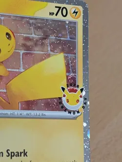 ⚡Swirl Pokemon Pikachu Promo Holo Karte 2026 Pokemon Day mit Swirl EN 051/162 - Image 3