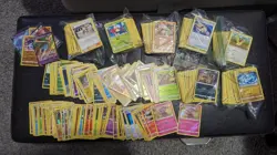900 Pokemon Card Bulk Lot 700 Common 200 Halo/Reverse Halo - Image 2