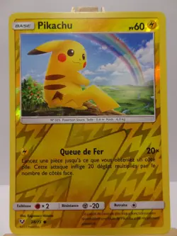 Carte Pokemon " Pikachu " 28/73 REVERSE - Legendes Brillantes - SL3.5 - NM - FR - Image 3