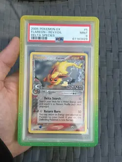 PSA 9 MINT Pokemon Flareon Reverse Holo Rare 2005 ex Delta Species #5/113 - Image 1