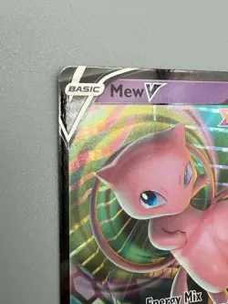 Pokemon TCG Mew V 113/264 Sword & Shield Fusion Strike Ultra Rare Holo Card - Image 2