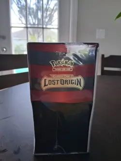 Pokemon TCG Sword & Shield Lost Origin Elite Trainer Box Giratina Booster Engli… - Image 2